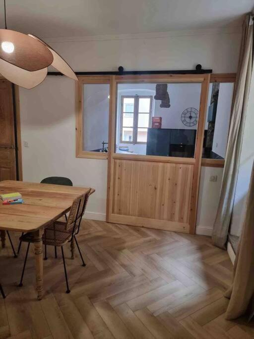Appartement Au Coeur De La Ville Corte  Extérieur photo